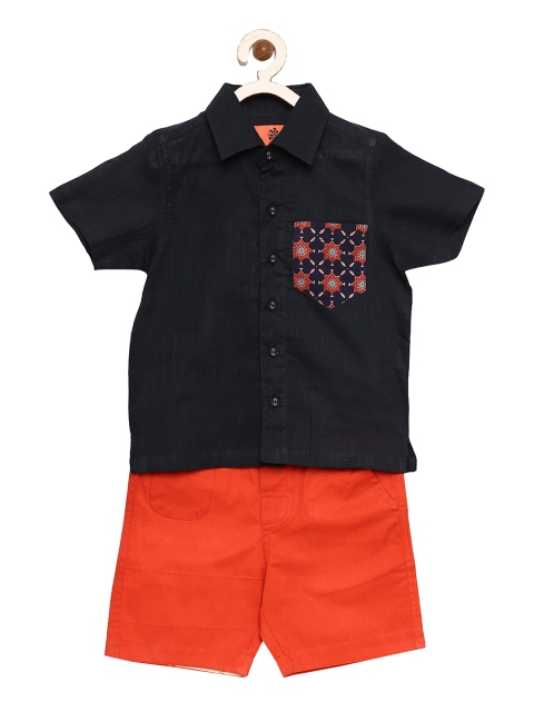 

charkhee Boys Black & Orange Solid Shirt with Shorts