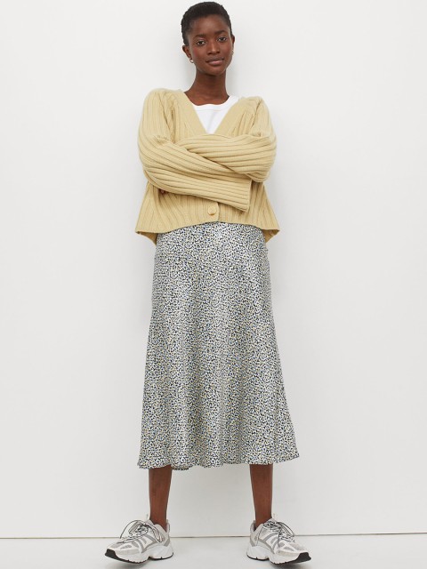 

H&M Women Blue & Yellow Printed Calf-Length Skirt