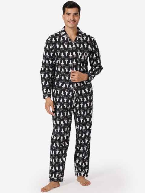 

Fluffalump Men Black & White Printed Night suit