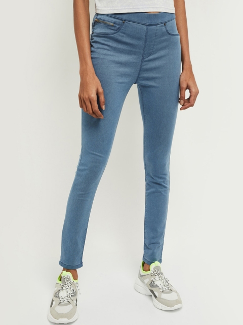

max Women Blue Solid Mid Rise Treggings