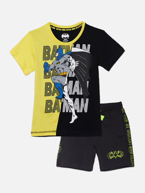 

Kids Ville Boys Batman Yellow & Black Printed T-shirt with Shorts