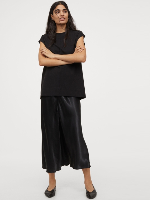 

H&M Women Black Solid Slip Skirt