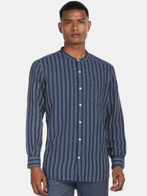 

GAP Men Navy Blue & White Standard Fit Band Collar Shirt In Linen Cotton