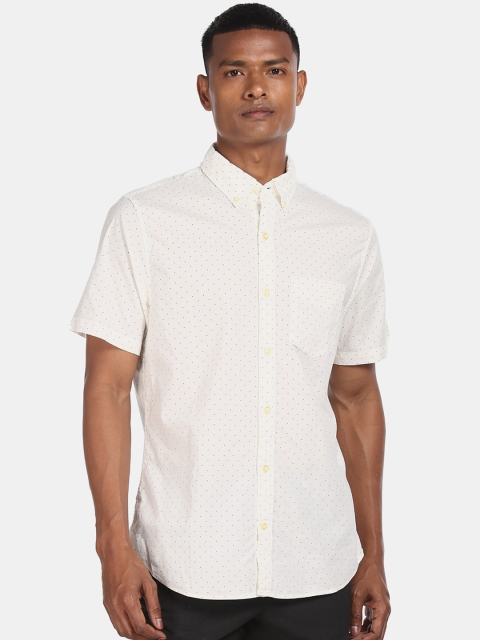 

GAP Men Off-White Regular Fit Printed Semiformal Shirt