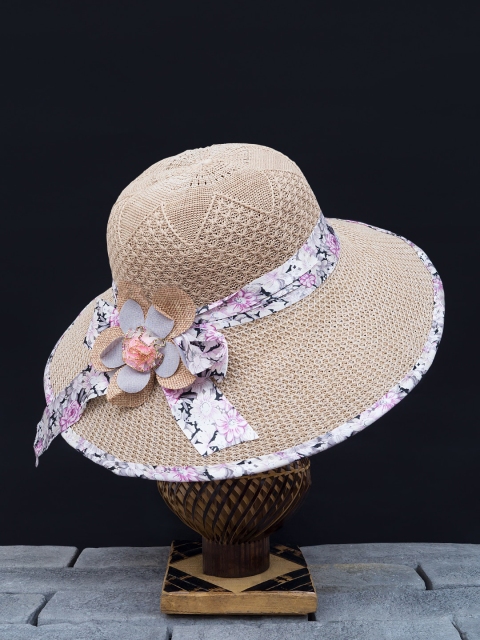 

Golden Peacock Women Beige Woven-Design Straw Sun Hat