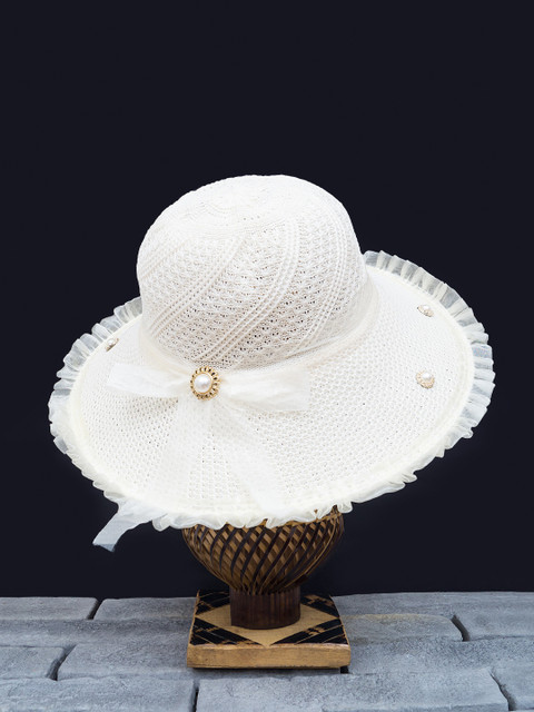 

Golden Peacock Women White Woven-Design Straw Sun Hat