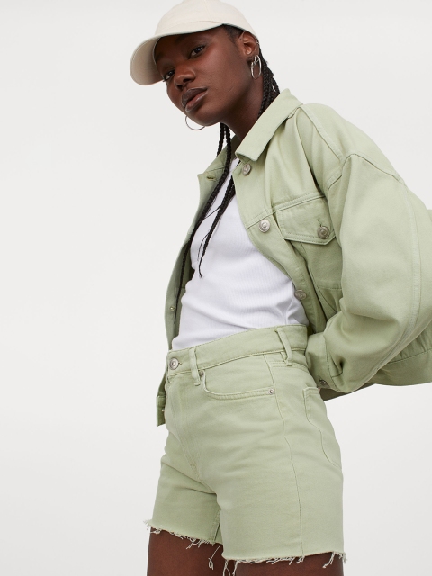 

H&M Women Green Solid Slim Denim shorts