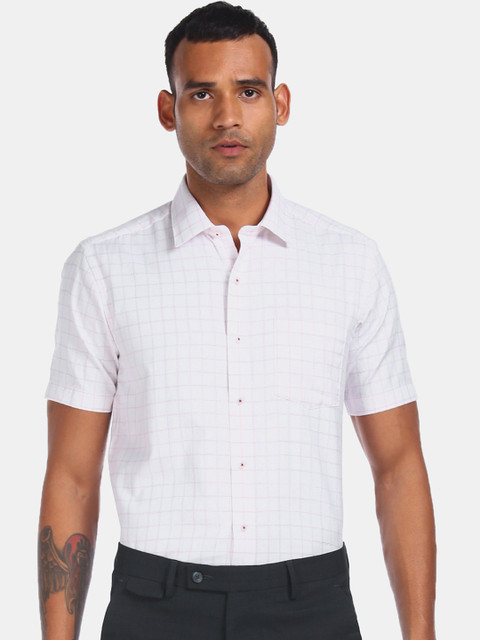 

Arrow New York Men White Slim Fit Checked Casual Shirt