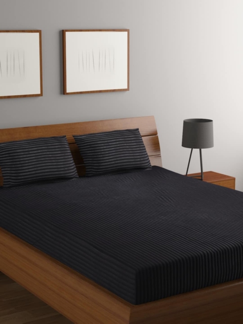 

Bromwick Black & Grey Striped 180 TC Polycotton 1 Queen Bedsheet with 2 Pillow Covers