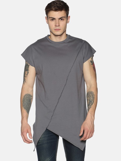 

UrGear Men Grey Solid Round Neck Cotton T-shirt