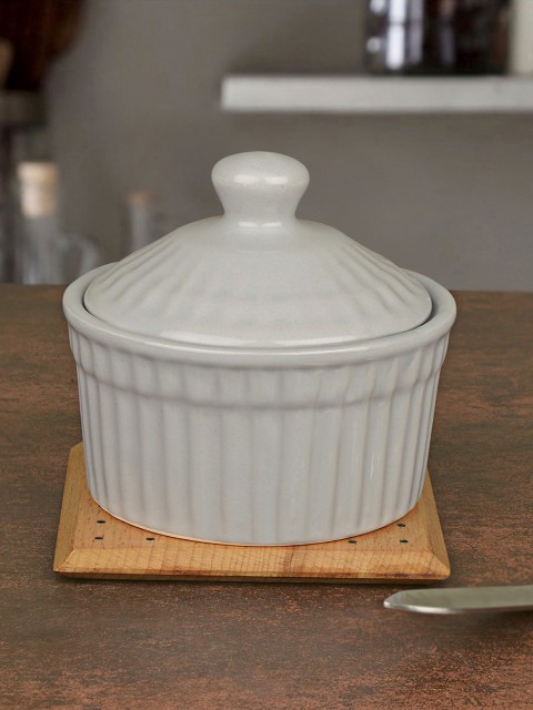 

StyleMyWay Grey Solid Handmade Ceramic Sustainable Butter Pot with Lid