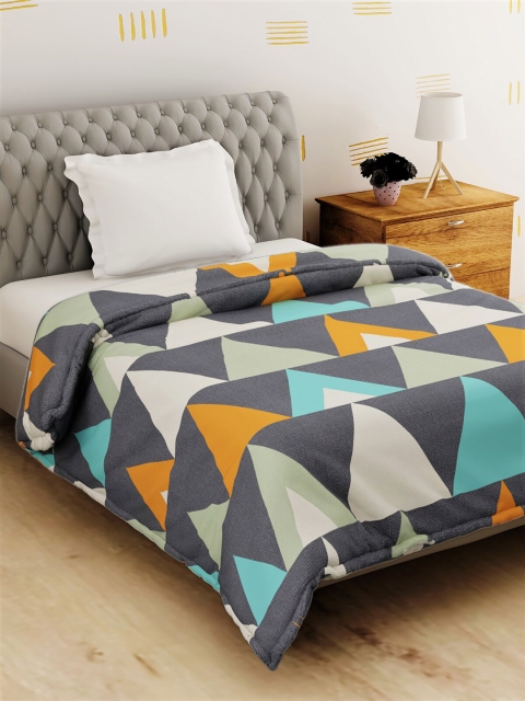 

Salona Bichona Grey & Orange Geometric Mild Winter 120 GSM Single Bed Comforter