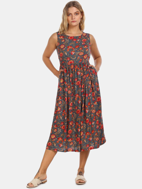 

Karigari Women Grey Printed Maxi Dress
