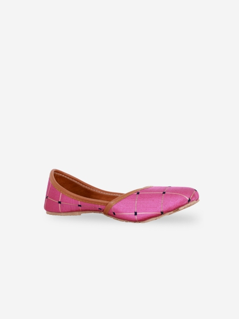 

Chipbeys Girls Pink Textured Mojaris