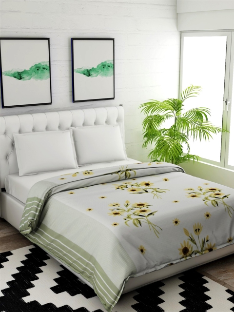 

Salona Bichona Off-White & Green Floral Mild Winter 120 GSM Double Bed Comforter
