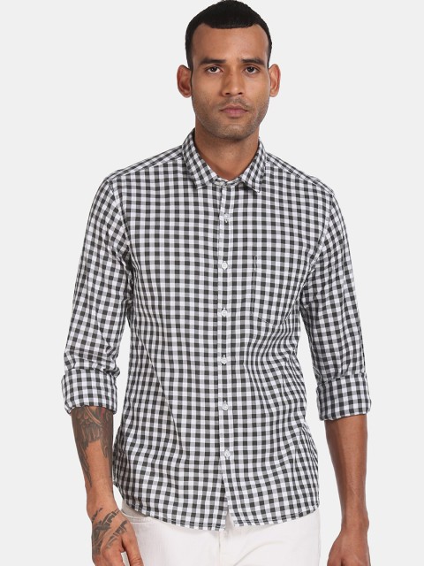

Flying Machine Men Green & White Regular Fit Checked Cotton Casual Shirt