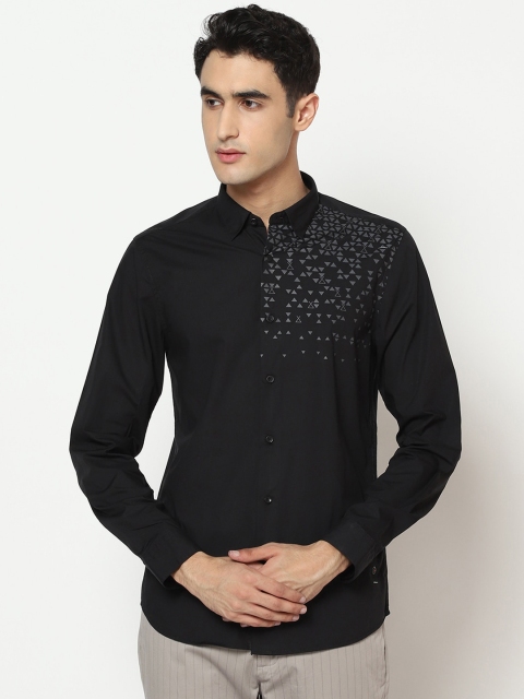 

Blackberrys Men Black & Grey Skinny Fit Printed Casual Shirt