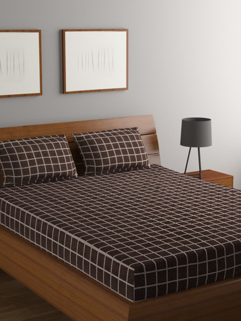 

Bromwick Brown Geometric 180 TC Polycotton 1 Queen Bedsheet with 2 Pillow Covers