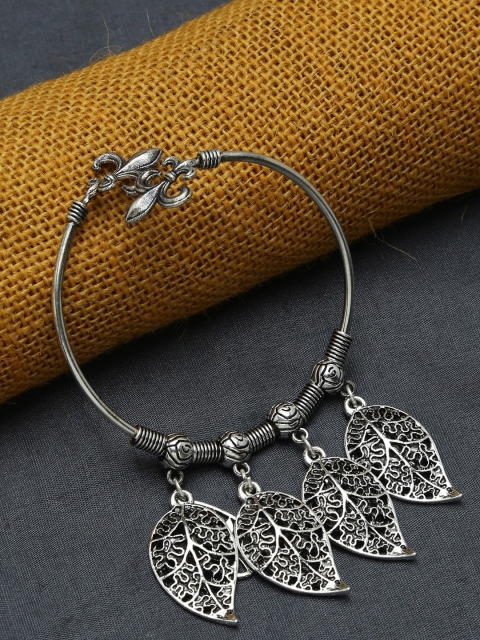 

ZeroKaata Silver-Toned Cuff Bracelet