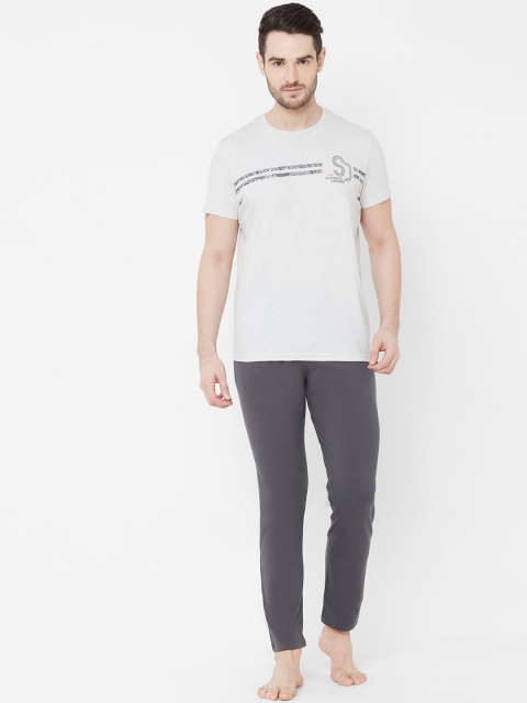 

Sweet Dreams Men Off-White & Grey Printed Night Suit