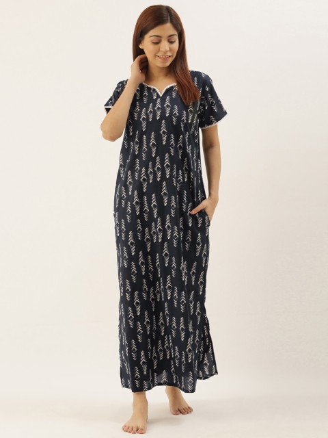 

Bannos Swagger Black & White Printed Nightdress