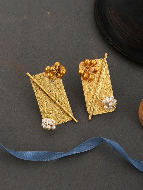 

Imittire Gold-Toned Rectangular Stud Earring