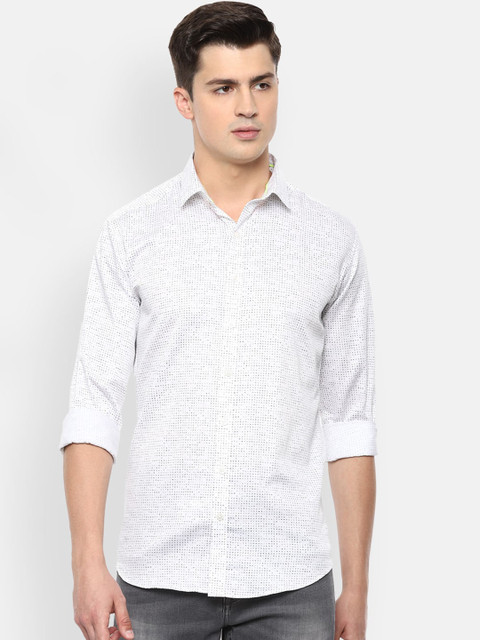 

V Dot Men White Regular Fit Printed Cotton Casual Shirt