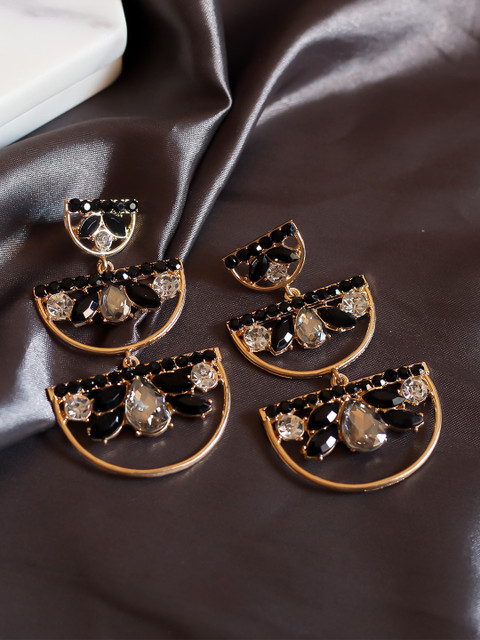 

Bellofox Black & Gold-Plated Geometric Drop Earrings