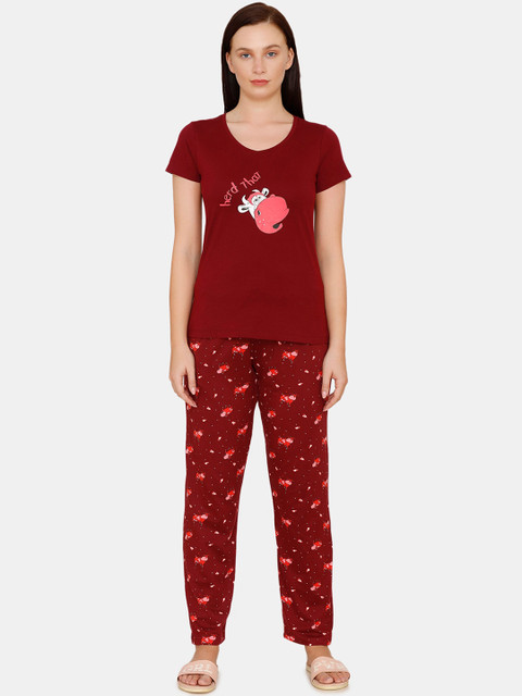 

Zivame Women Maroon & Pink Printed Night suit