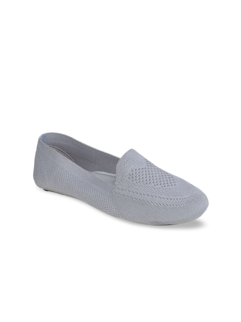 

REFOAM Women Grey Woven Design Lightweight Loafers