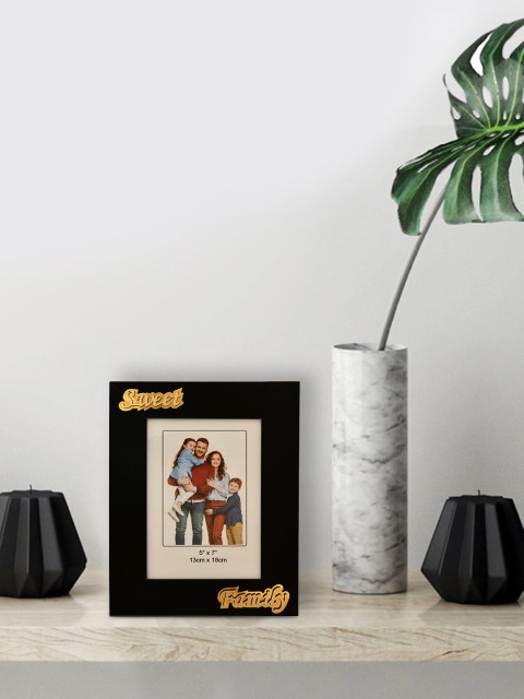 

Bodh Design Black & Gold-Toned Sweet Family Table Top Photo Frame