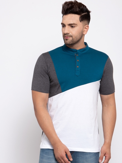 

Kalt Men White Colourblocked Henley Neck T-shirt