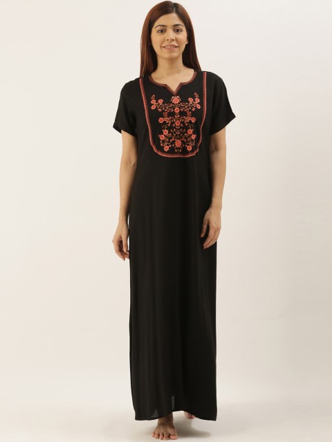 

Bannos Swagger Black & Coral Embroidered Nightdress