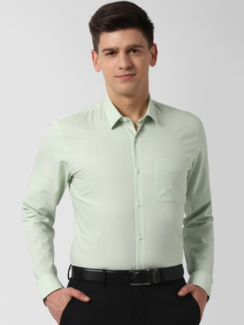 

Peter England Men Green Solid Casual Shirt
