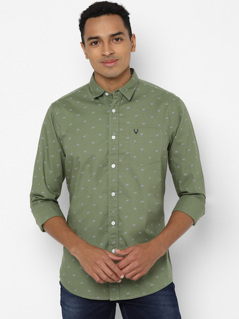 

Solly Jeans Co. Men Green Printed Casual Shirt