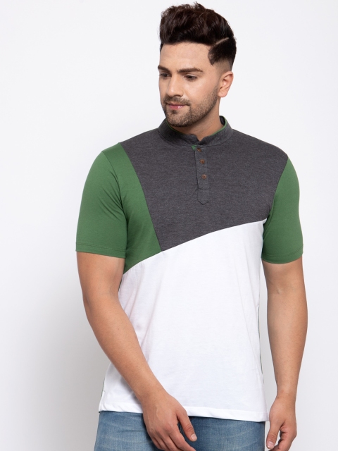 

Kalt Men Green & White Colourblocked Mandarin Collar T-shirt