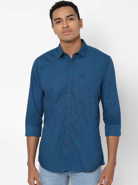 

Solly Jeans Co. Men Blue Regular Fit Solid Casual Shirt