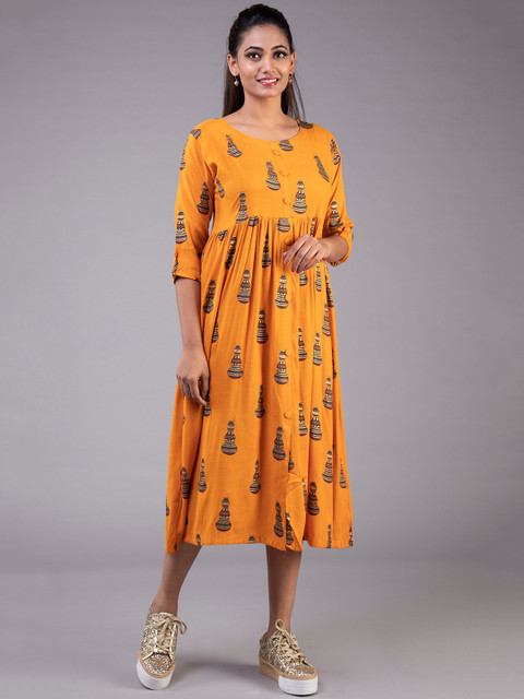 

KLM Fashion Mall Women Orange Printed Kurta
