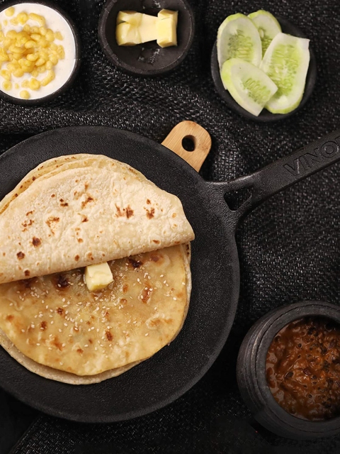

Vinod Black Pre-Seasoned Cast Iron Induction Friendly Roti Tawa 26 cm