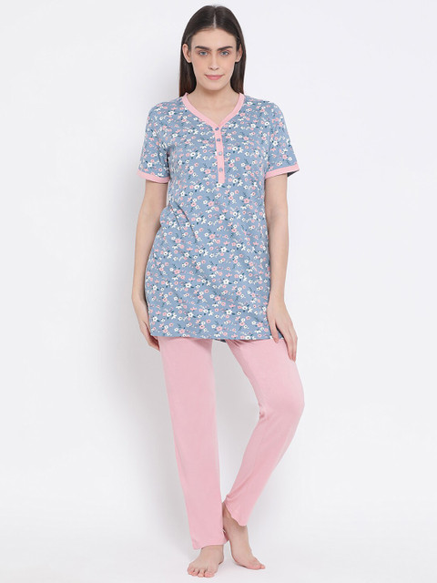 

Kanvin Women Pink & Blue Printed Night suit