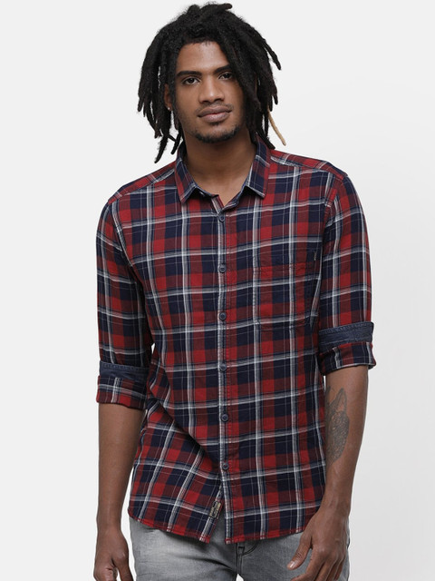 

Voi Jeans Men Red & Blue Slim Fit Checked Cotton Casual Shirt