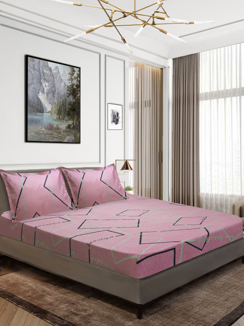 

Aura Pink & Green Geometric 160 TC Polyester 1 Queen Bedsheet with 2 Pillow Covers