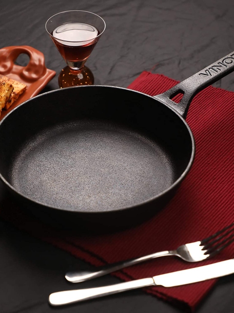 

Vinod Legacy Black Solid Pre-Seasoned Induction Friendly Frying Pan