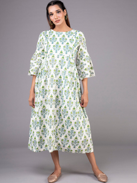 

KLM Fashion Mall Women White & Green Printed Ethnic Maxi Dress
