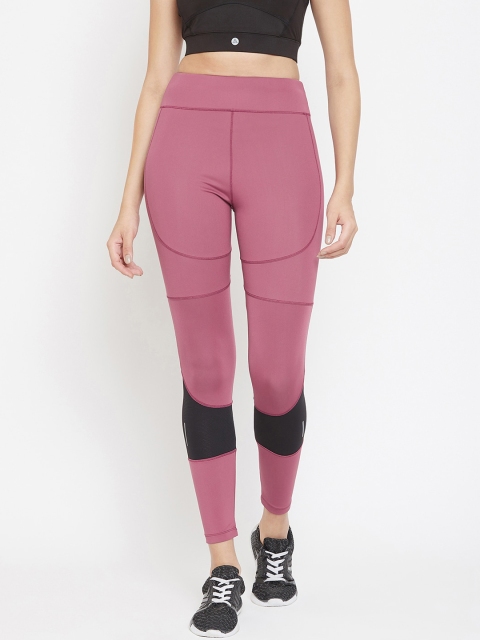 

Athleto Women Mauve & Black Solid Quick Dry Training Tights