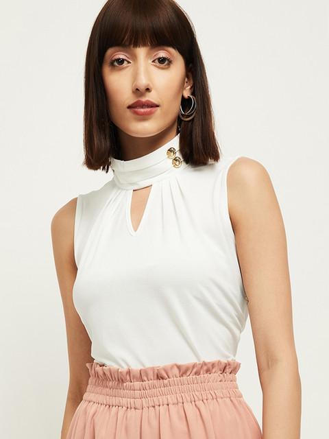 

max Off White Keyhole Neck Regular Top