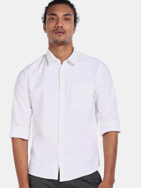 

Ruggers Men White Regular Fit Solid Casual Shirt