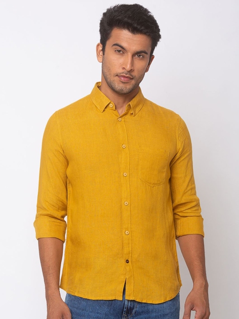 

SPYKAR Men Yellow Slim Fit Solid Casual Shirt