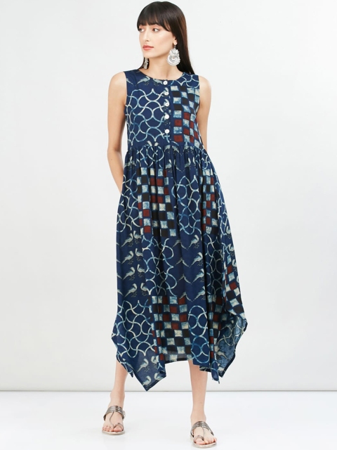 

max Women Blue Printed Fit & Flare Dress