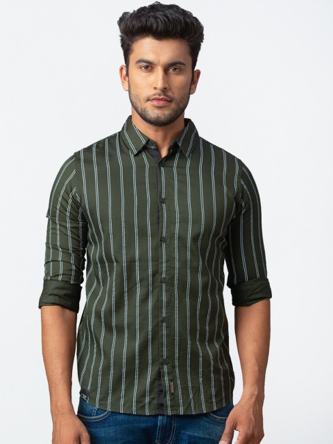 

SPYKAR Men Green Slim Fit Striped Casual Shirt